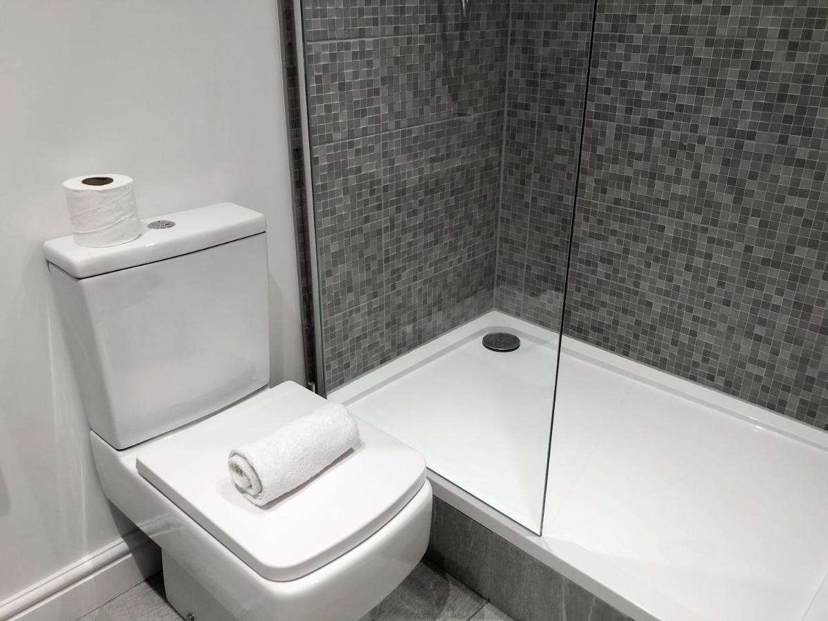 10Min To City - Free Parking - Private Studio - Contractor Friendly Mánchester Exterior foto
